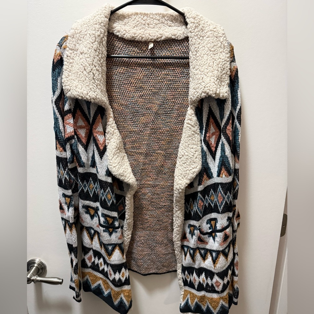 Buckle Multicolor Geometric Sherpa Cardigan